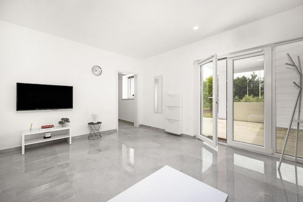 Apartment Olive Garden Near Pula 3 Km From Center And Only 4 Km From The Beach For 4 Persons Esterno foto