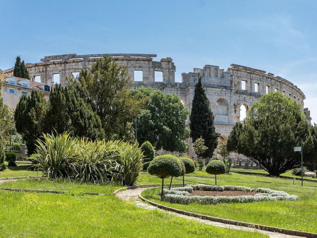 Apartment Olive Garden Near Pula 3 Km From Center And Only 4 Km From The Beach For 4 Persons Esterno foto