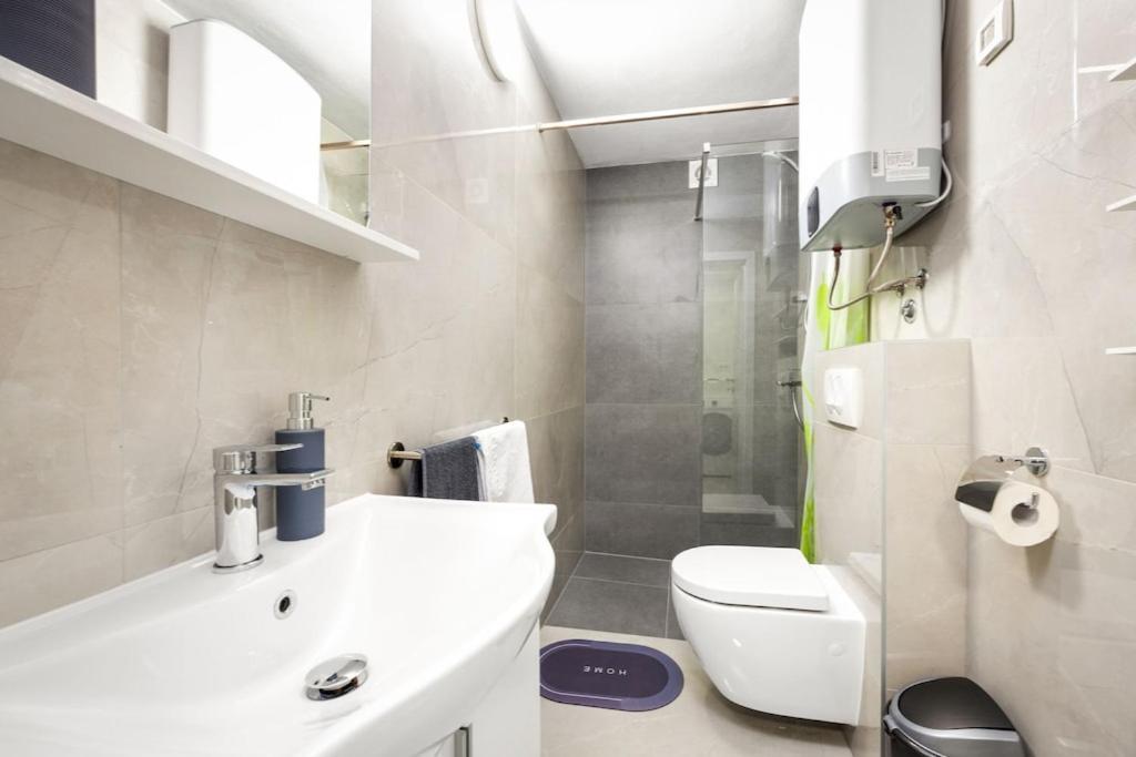 Apartment Olive Garden Near Pula 3 Km From Center And Only 4 Km From The Beach For 4 Persons Esterno foto